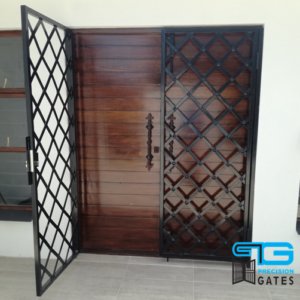 Welded Steel Cottage Style Gate (1)